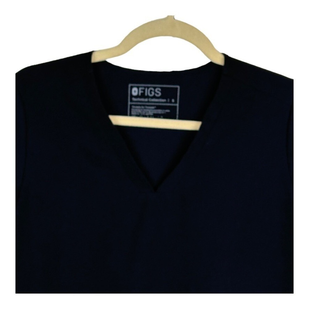FIGS Womens Casma Technical Collection Scrub Top Size S Black V-Neck FW1100 - Picture 4 of 15